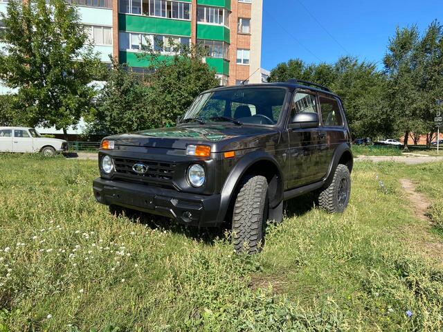 LADA BRONTO G CAMO_2